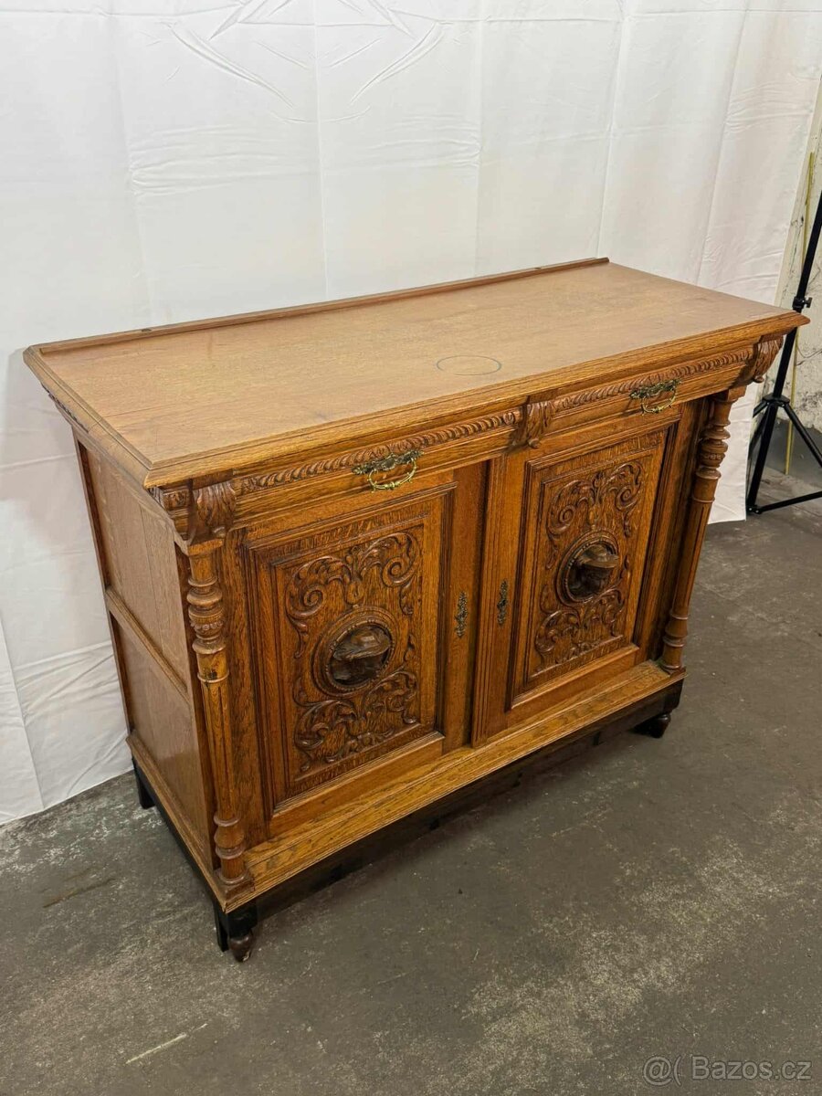 Starožitná komoda (134021) - 8