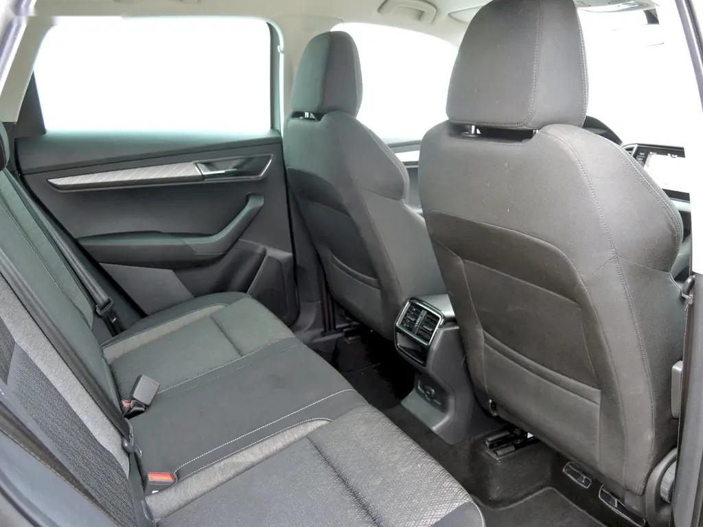 Škoda Karoq, 1.5TSI 110kW DSG Style Plus - 8