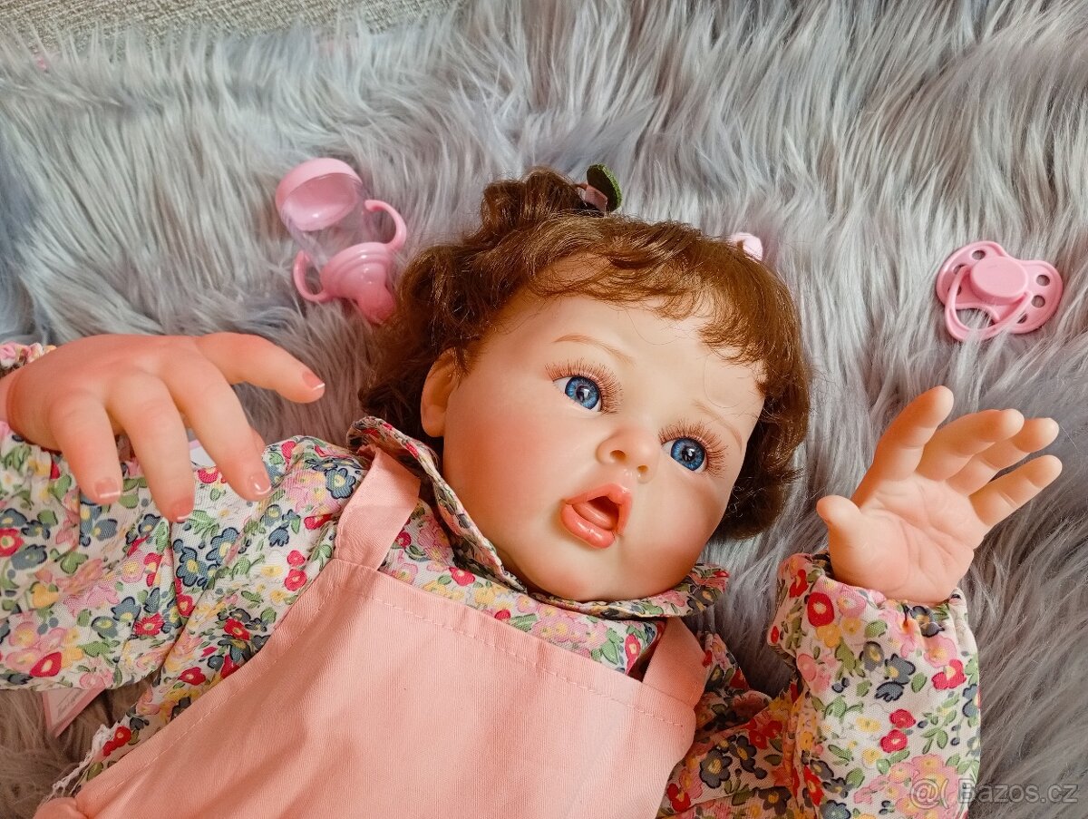 Realistická Reborn panenka holčička 60 cm - 8