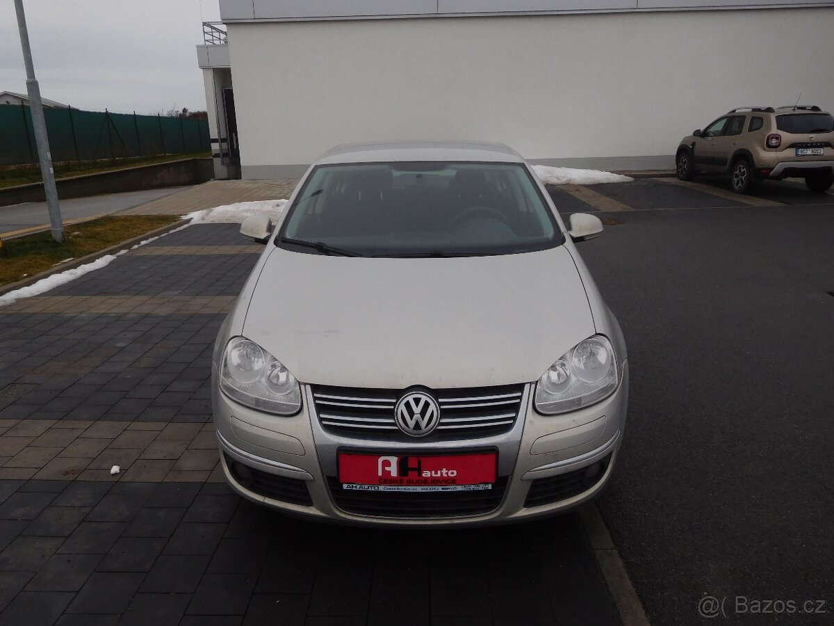 Volkswagen Jetta 1.6 MPi, 75 kW, Aut. Klima - 8