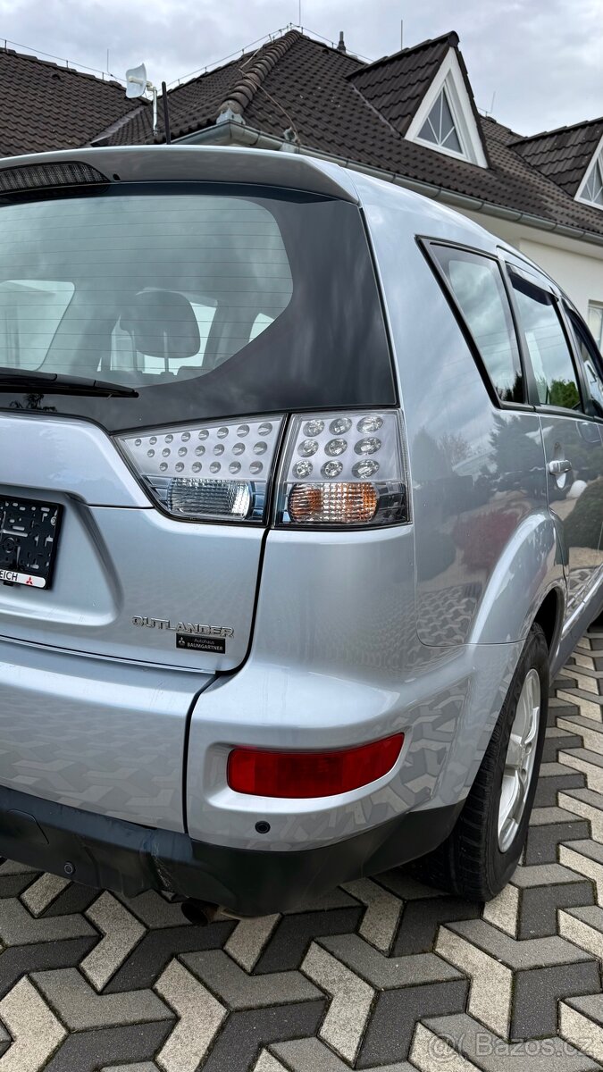 MITSIBISHI OULANDER 2.0i 108kw - 8