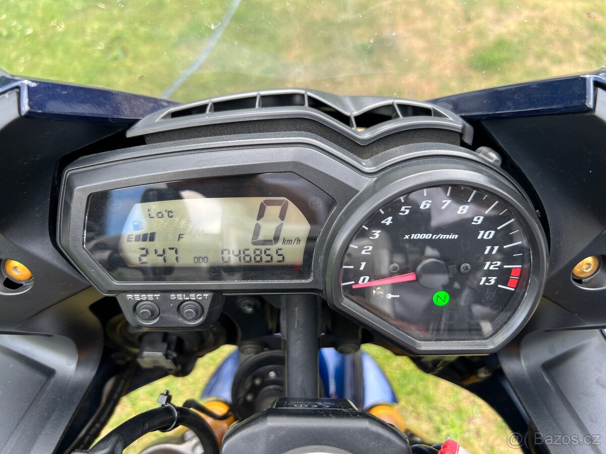 Yamaha FZ1 Fazer - 8