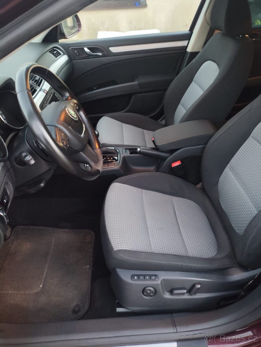 Superb 2 2.0TDI 125kw DSG webasto 2011 - 8