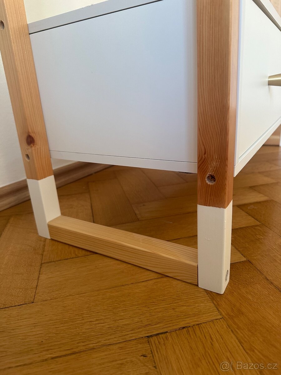 Dětský věšák štendr na oblečení - 8