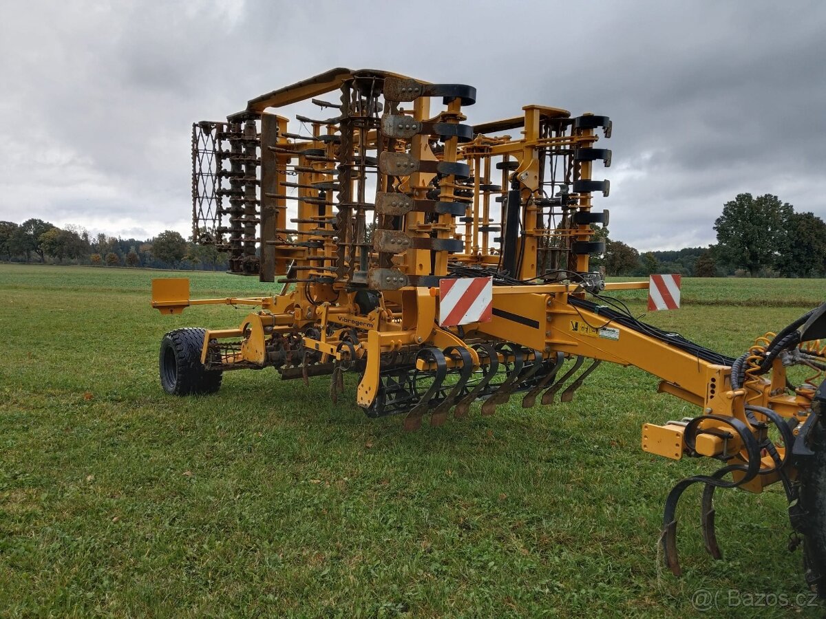 Kompaktor AGRISEM VIBROGERM 5m - 8