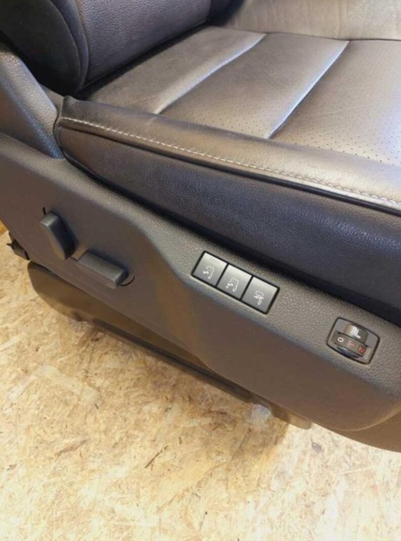 Sedadla přední Citroen Spacetourer Peugeot Traveller - 8