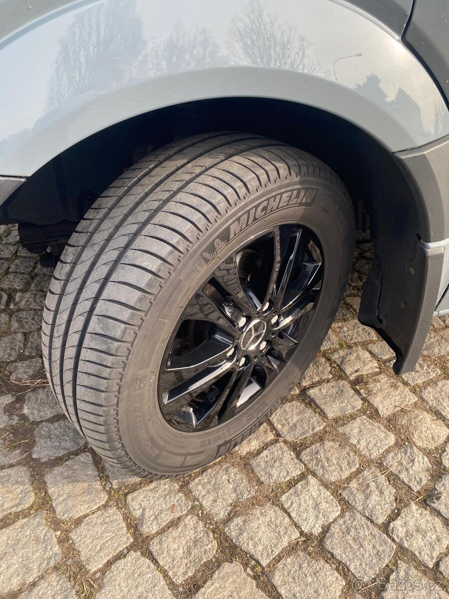 Mercedes sprinter 319 140kw - 8