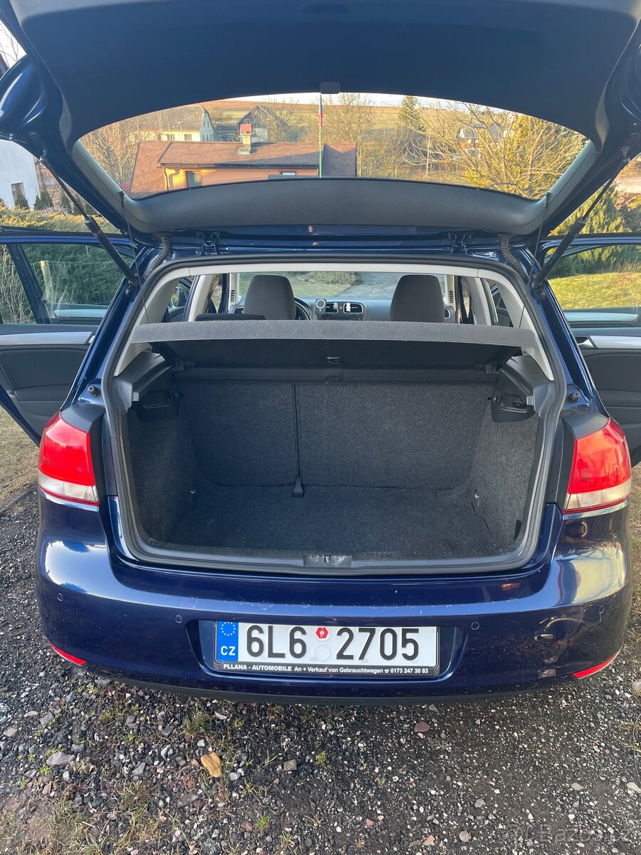 Volkswagen Golf 1.4 - 8