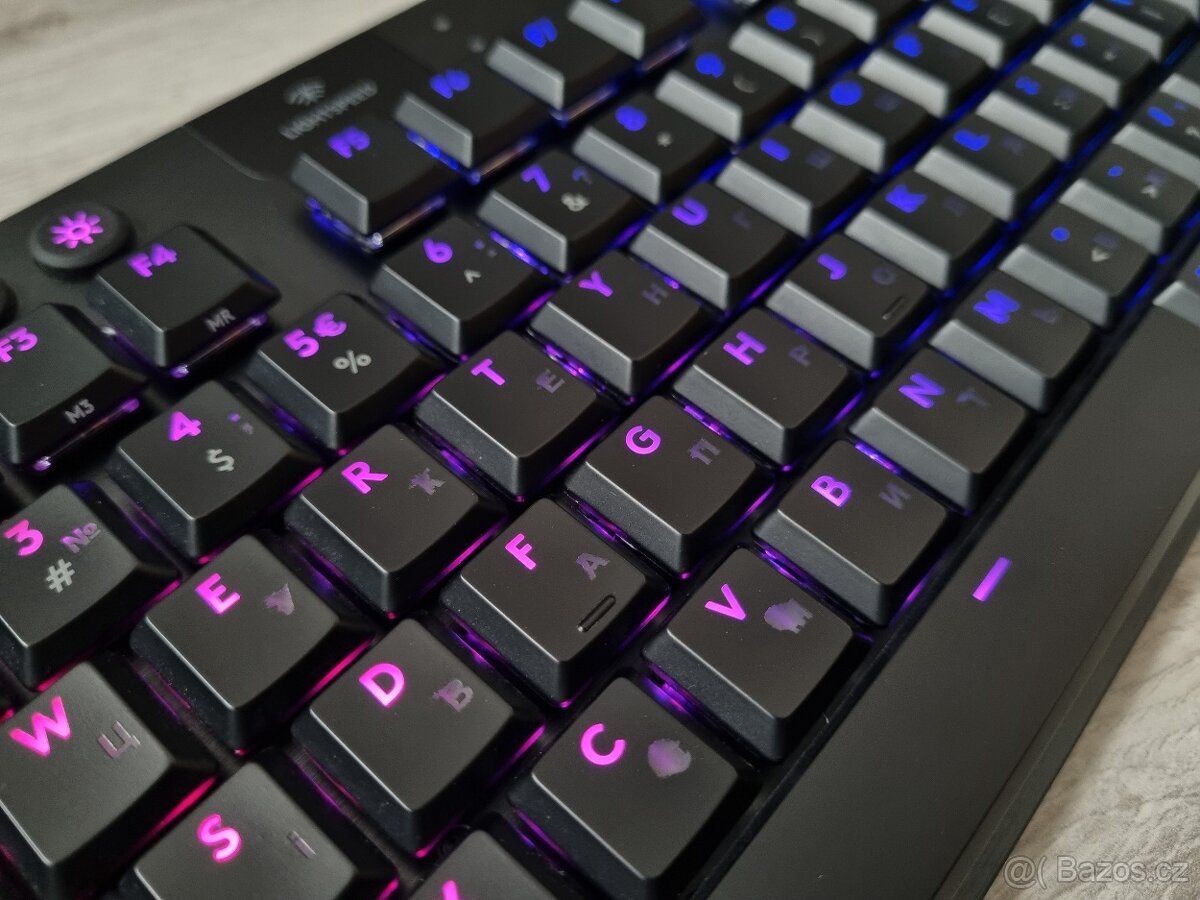 Mechanická klávesnice Logitech G915 TKL GL Tactile - 8