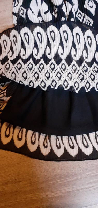 Šaty RESERVED vel.L - 8