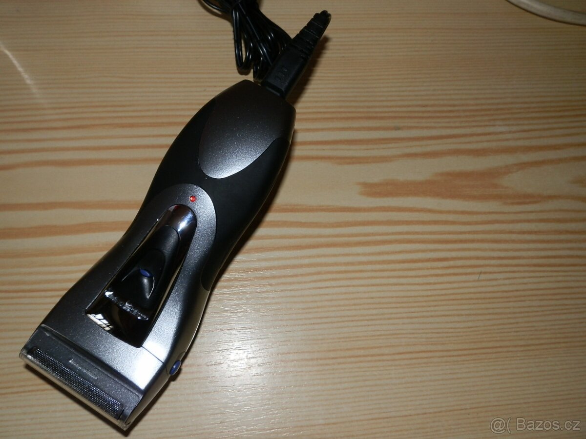 Holící strojek - 8