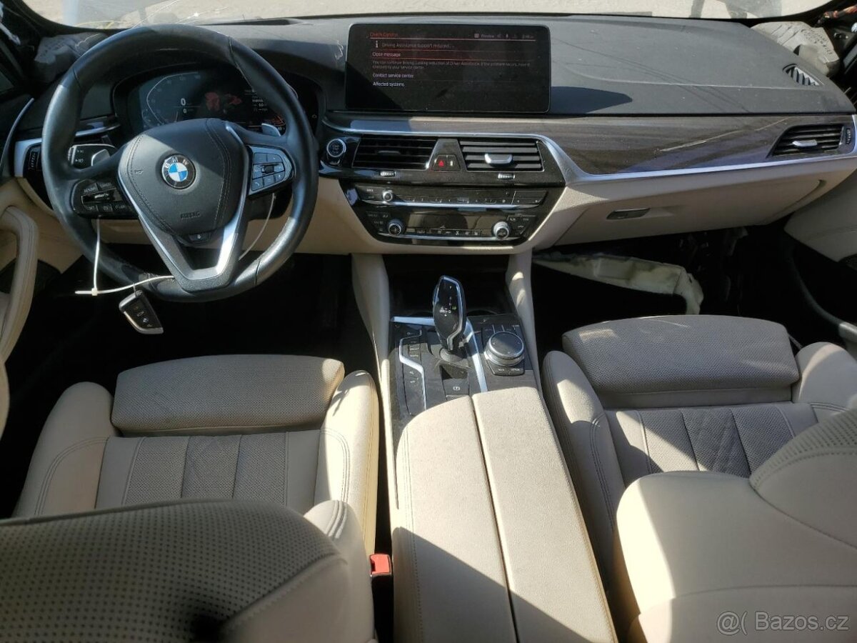 BMW 530xi 2021 - 8
