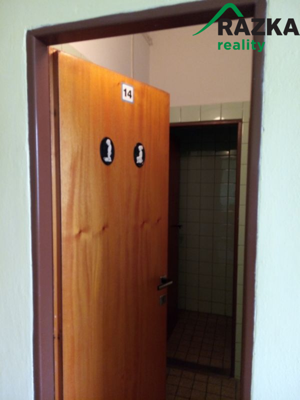 Pronájem nebytových prostor - bytové družstvo... - 8