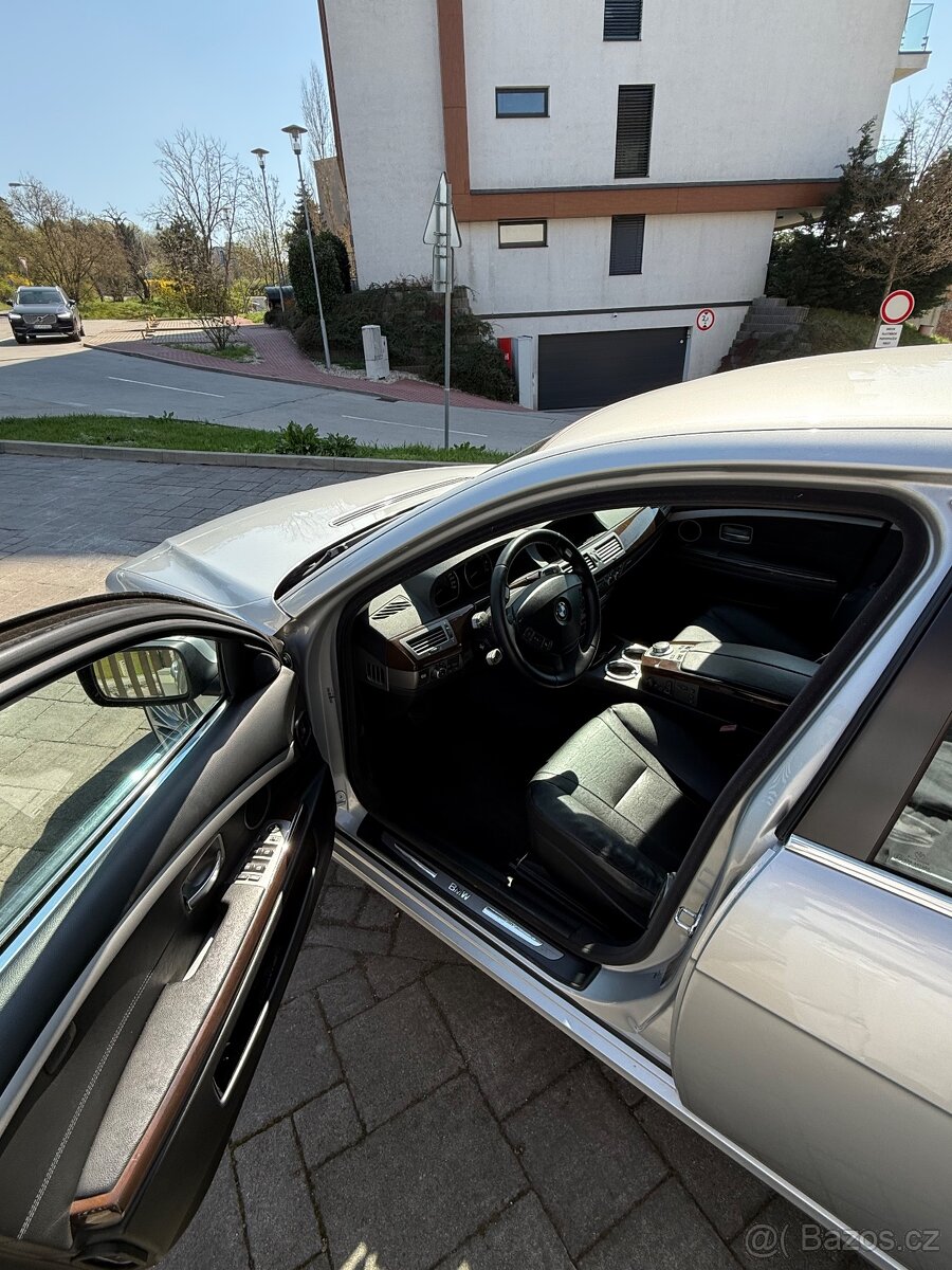 BMW 740i v8 E65 2maj 114tkm servisna kniha - 8