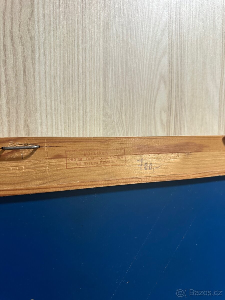 Elegantní vintage zrcadlo v masivním dřevěném rámu - 8