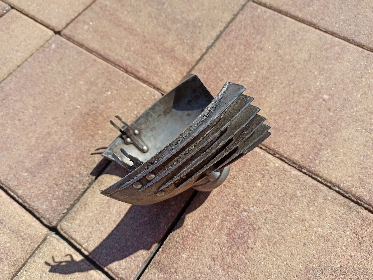 Kryt karburátoru Jawa pérák - 8