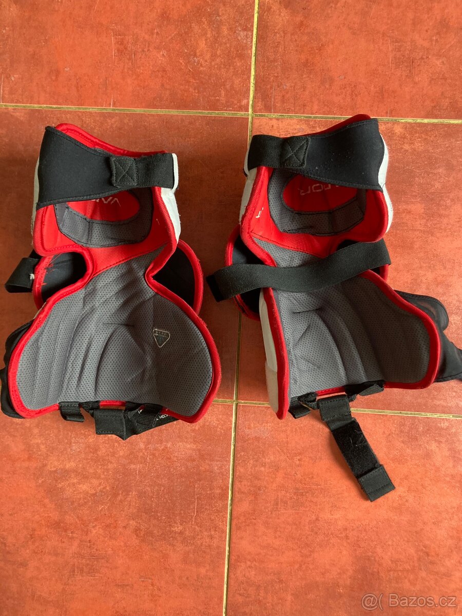 Brankařská výstroj - 8