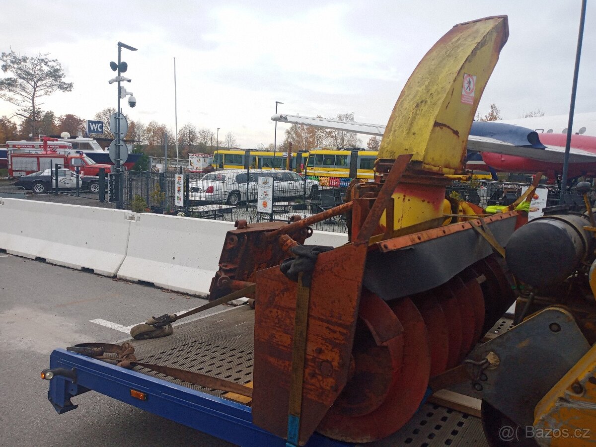 Prodám sněhová fréza horal - 8