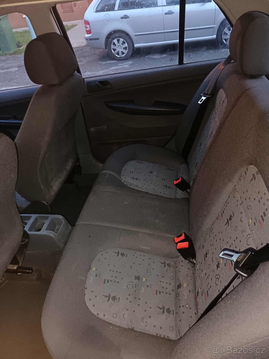 Skoa Fabia Junior 1.0 37kw - 8