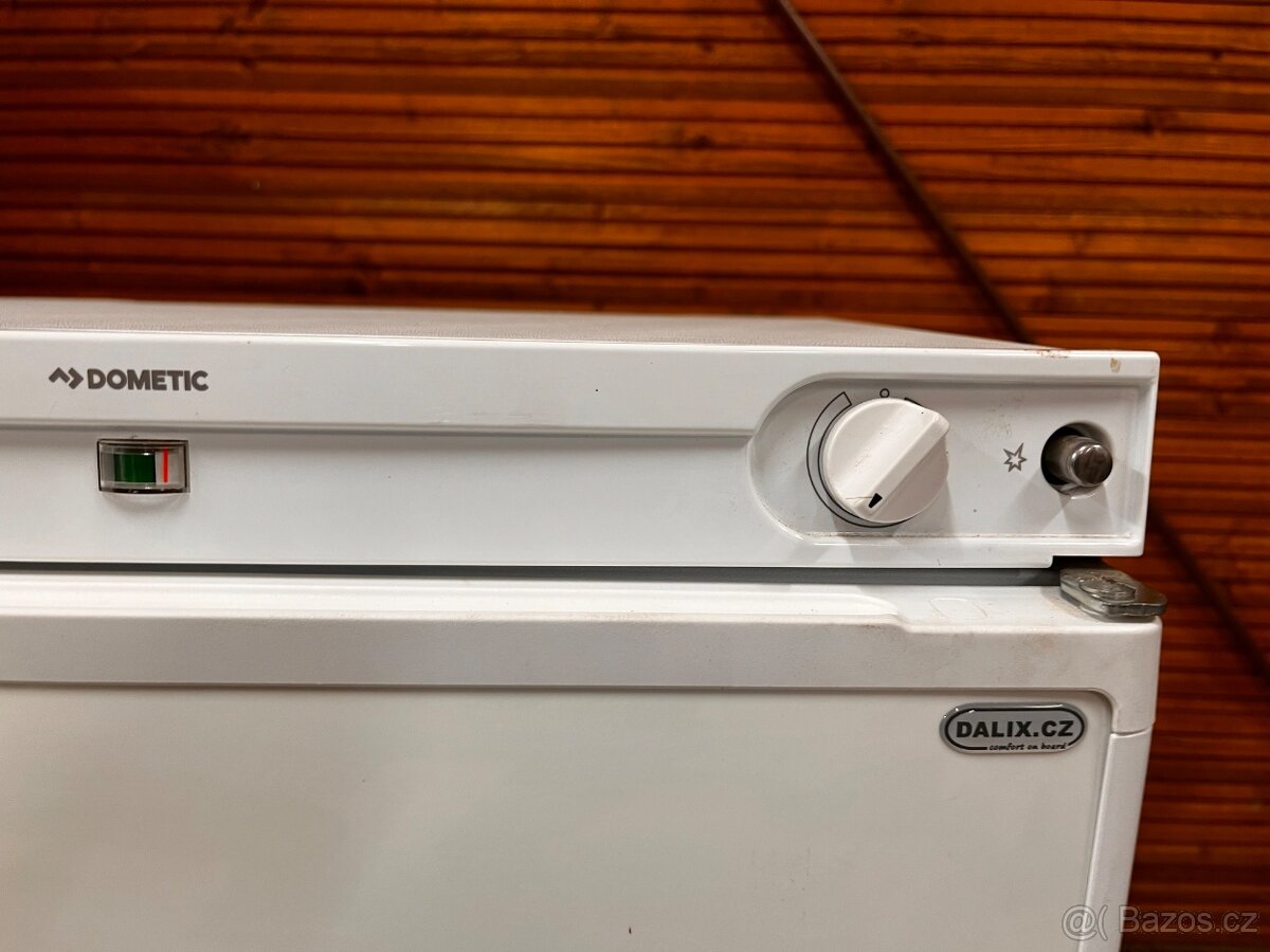 Plynová lednice Dometic - 8