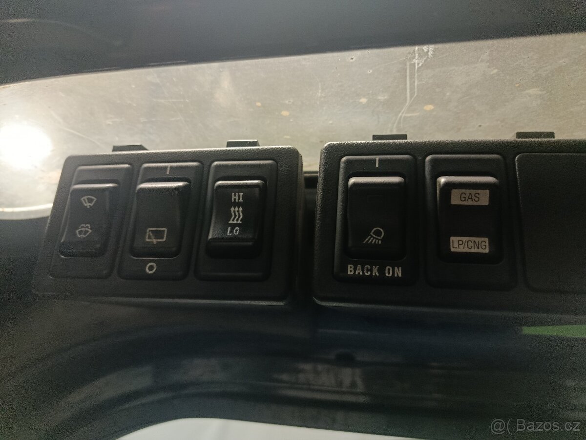 Vysokozdvižný vozík Toyota tonero 35 LPG - 8