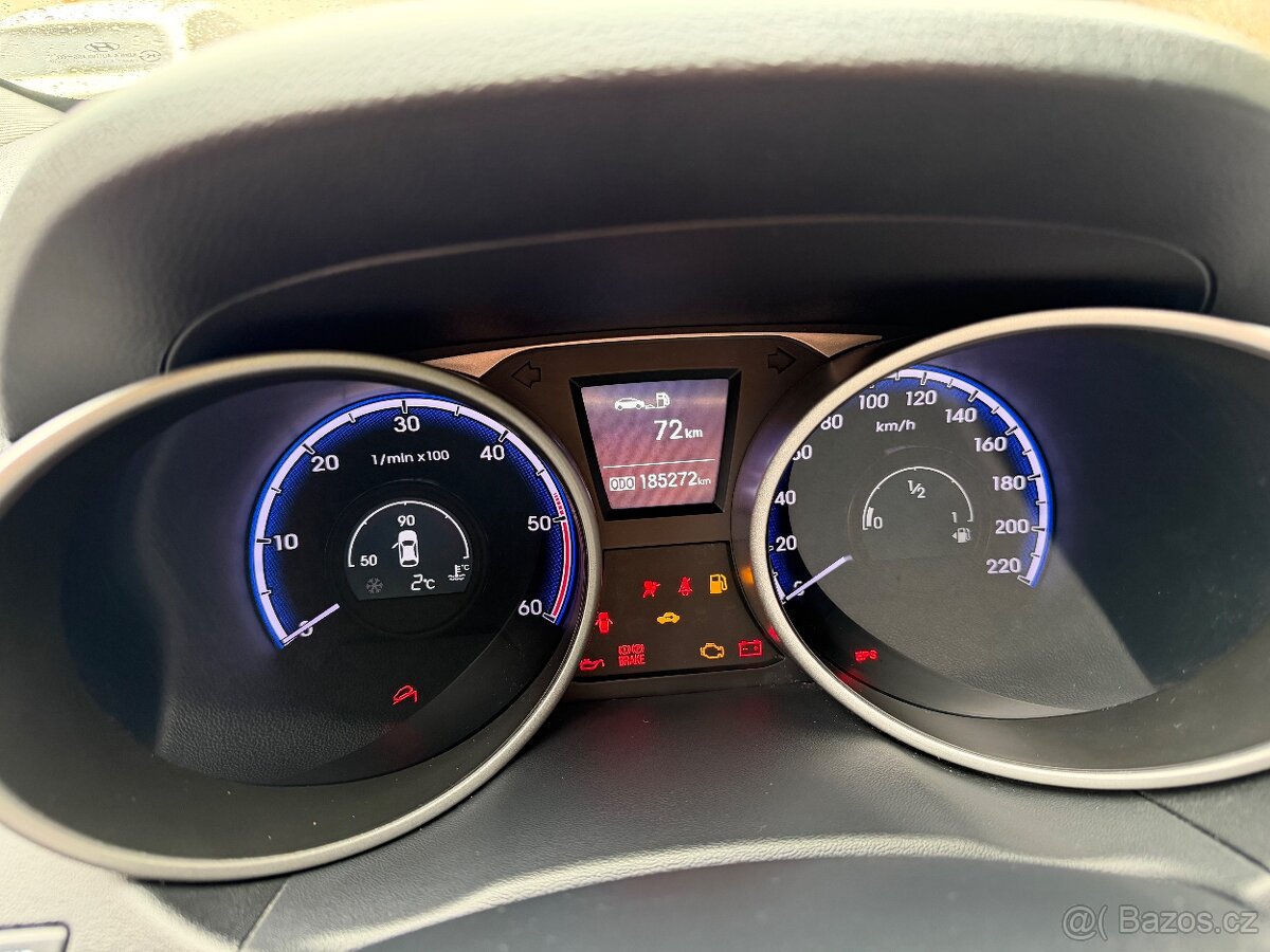 Hyundai IX35 - 8