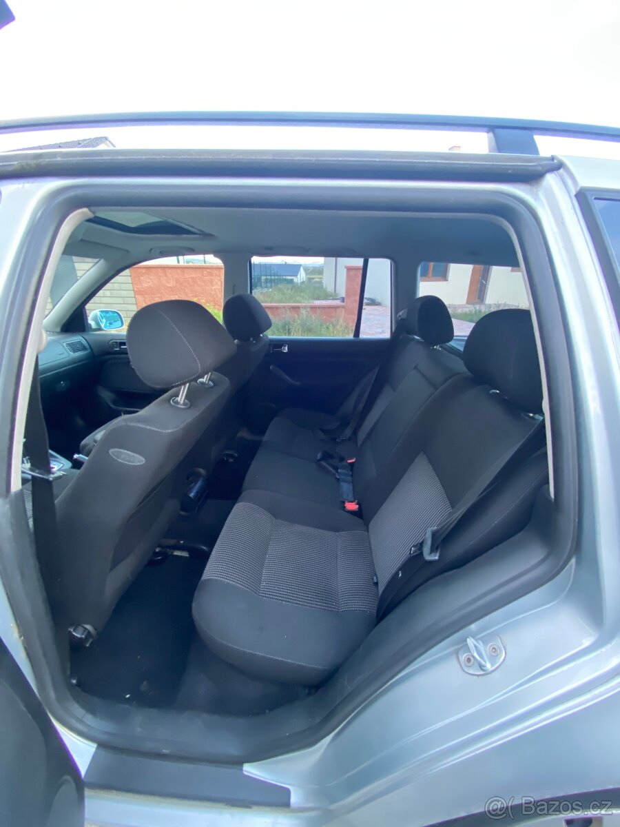 Prodám Volkswagen Golf IV Variant 1.9 TDi automat - 8