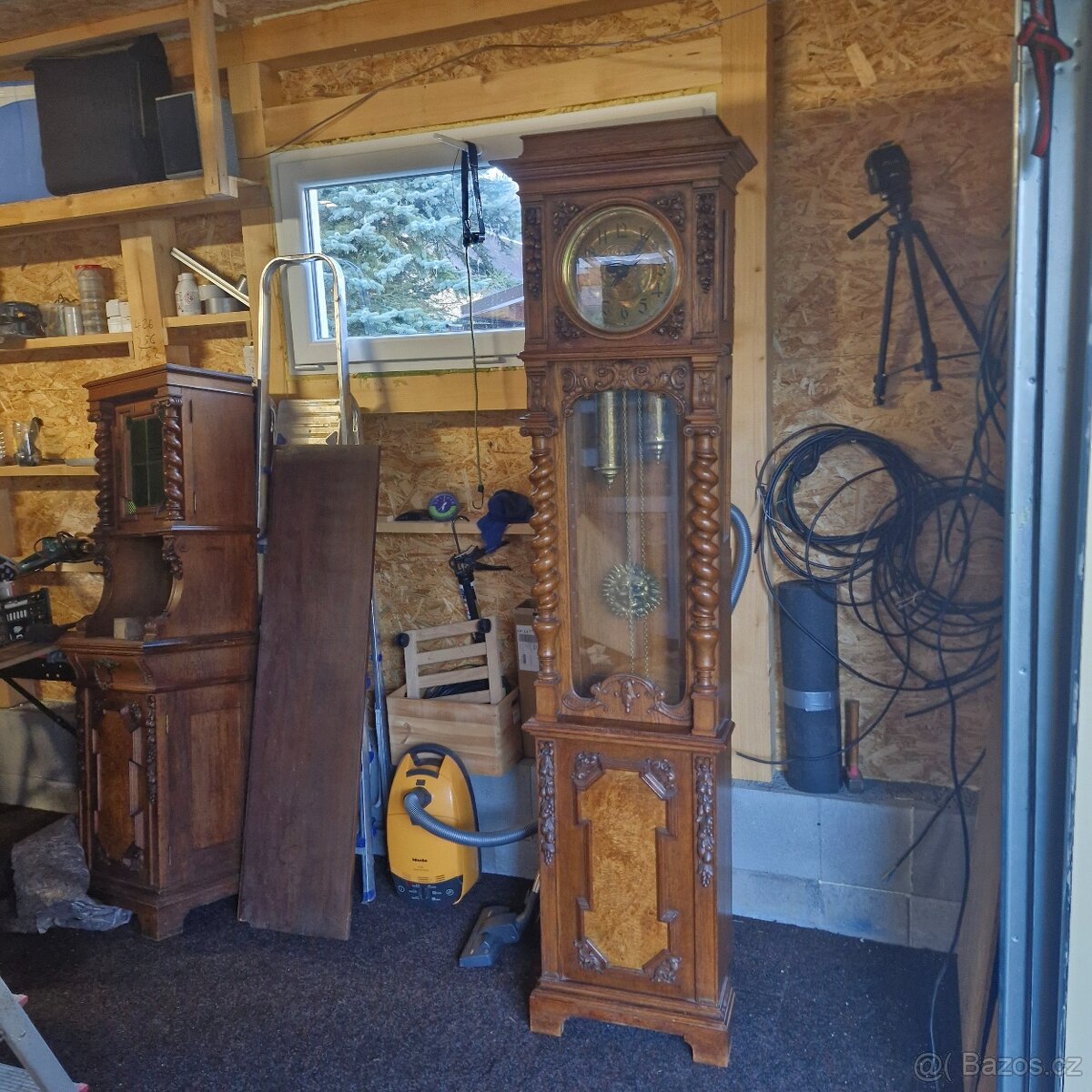 Starožitný sekretář, stůl, hodiny, komoda... - 8