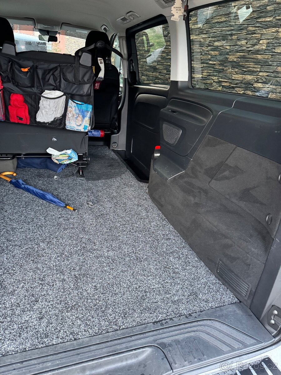 Vito Tourer 140kw - 8