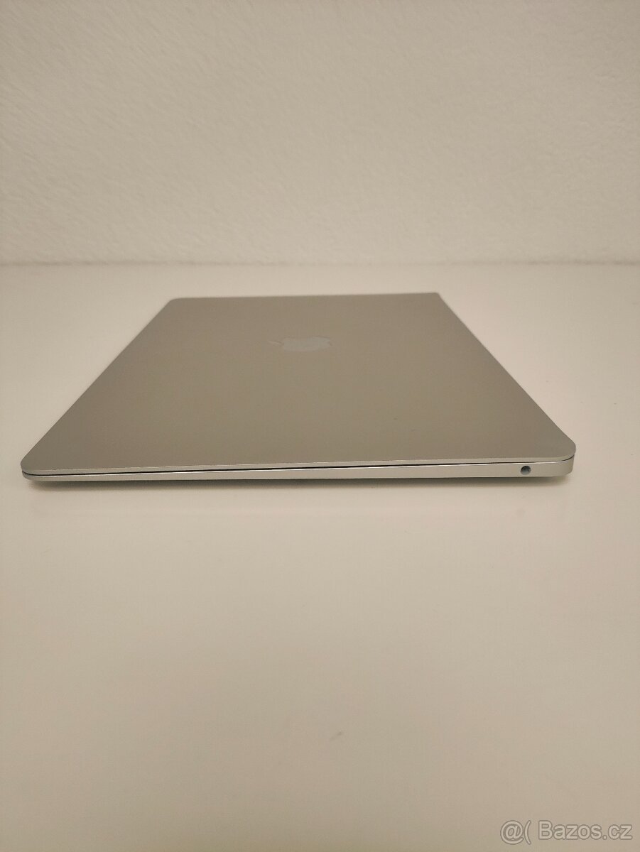 MacBook Air 2020 M1 | 8GB • 256GB SSD - 8