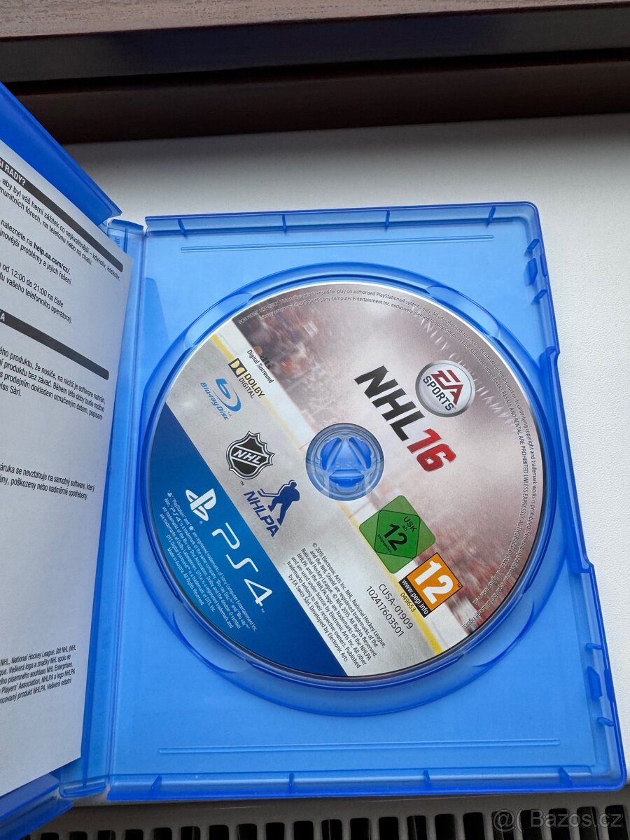 Prodám PS4 1TB - 8