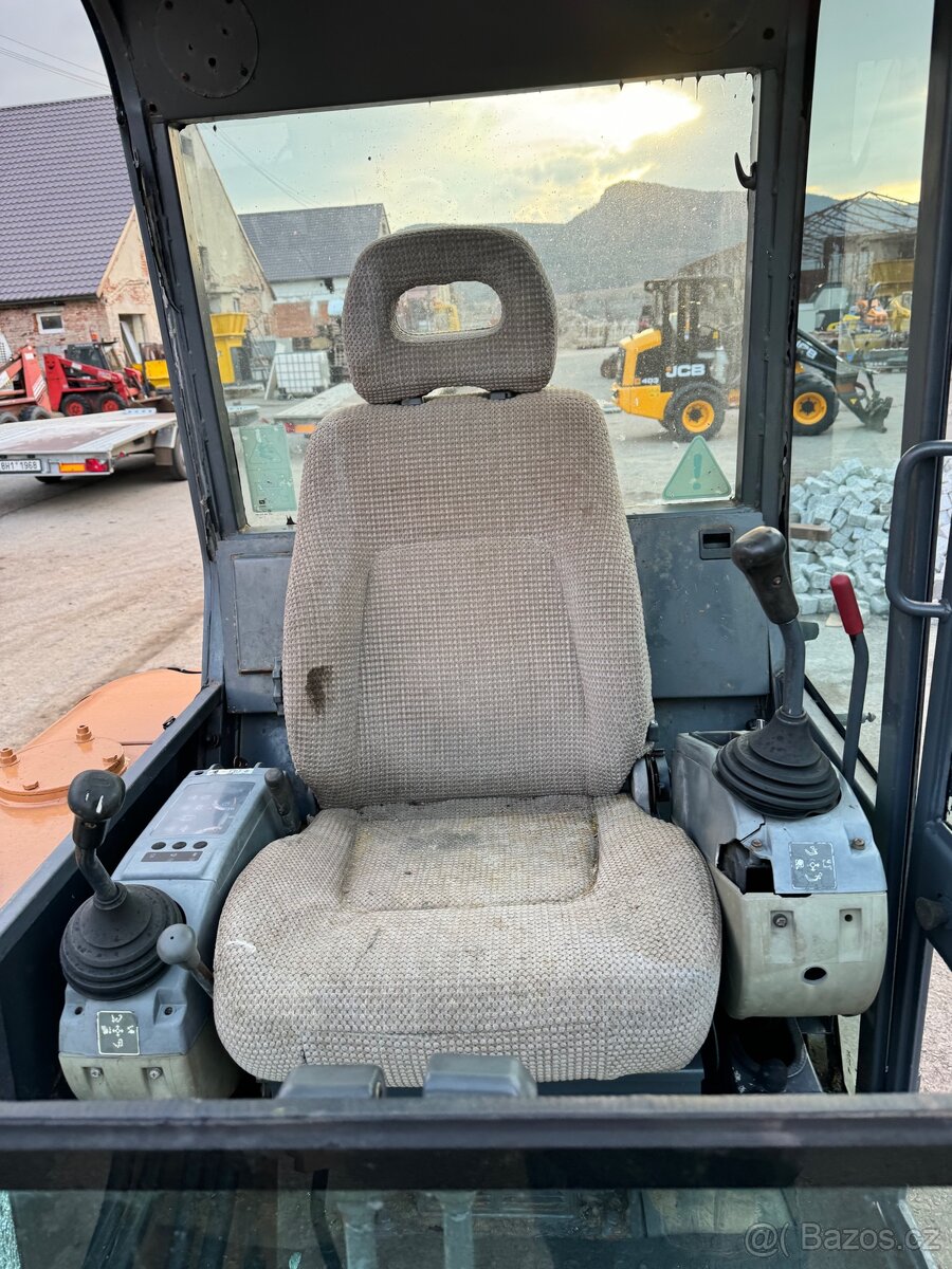 Minibagr Case cx23 2000 rok vada - 8