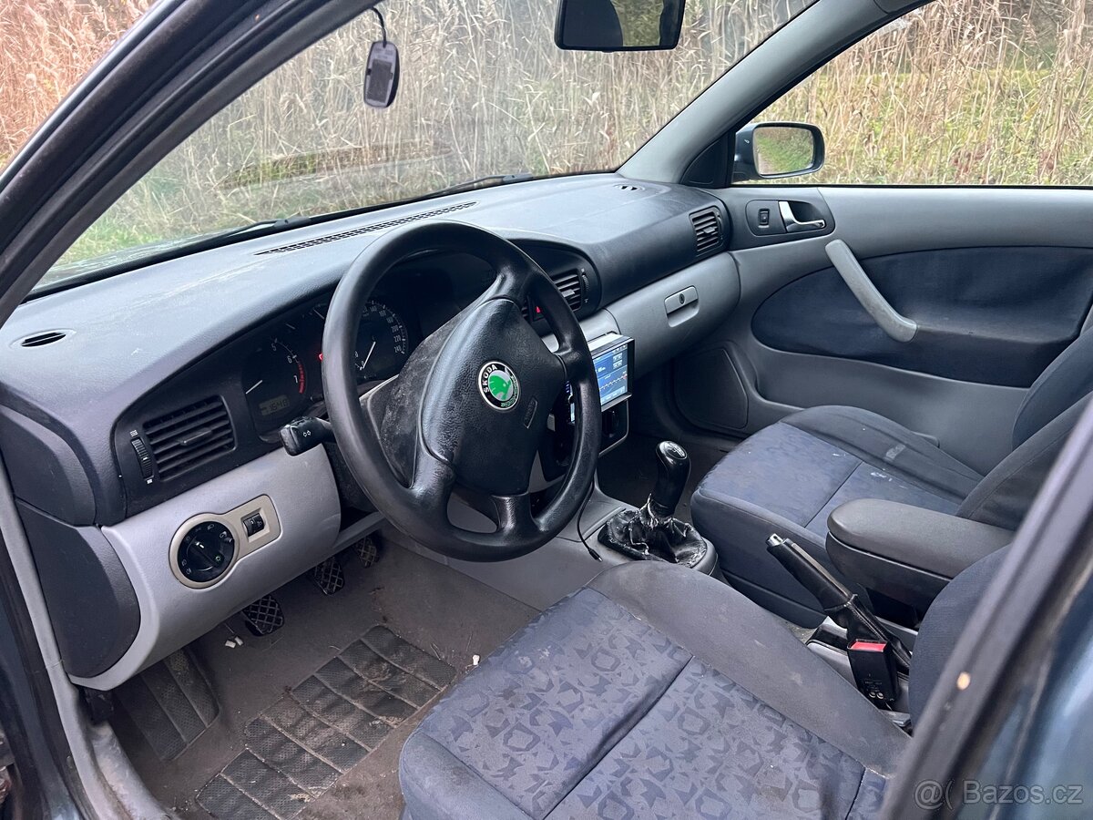 Škoda Octavia I 1.6 74kw - 8