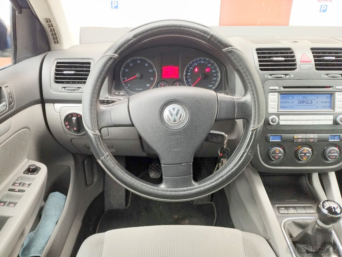 VW Jetta, 2006, 1,6 benzín 75 kW, 2. majitel ČR - 8