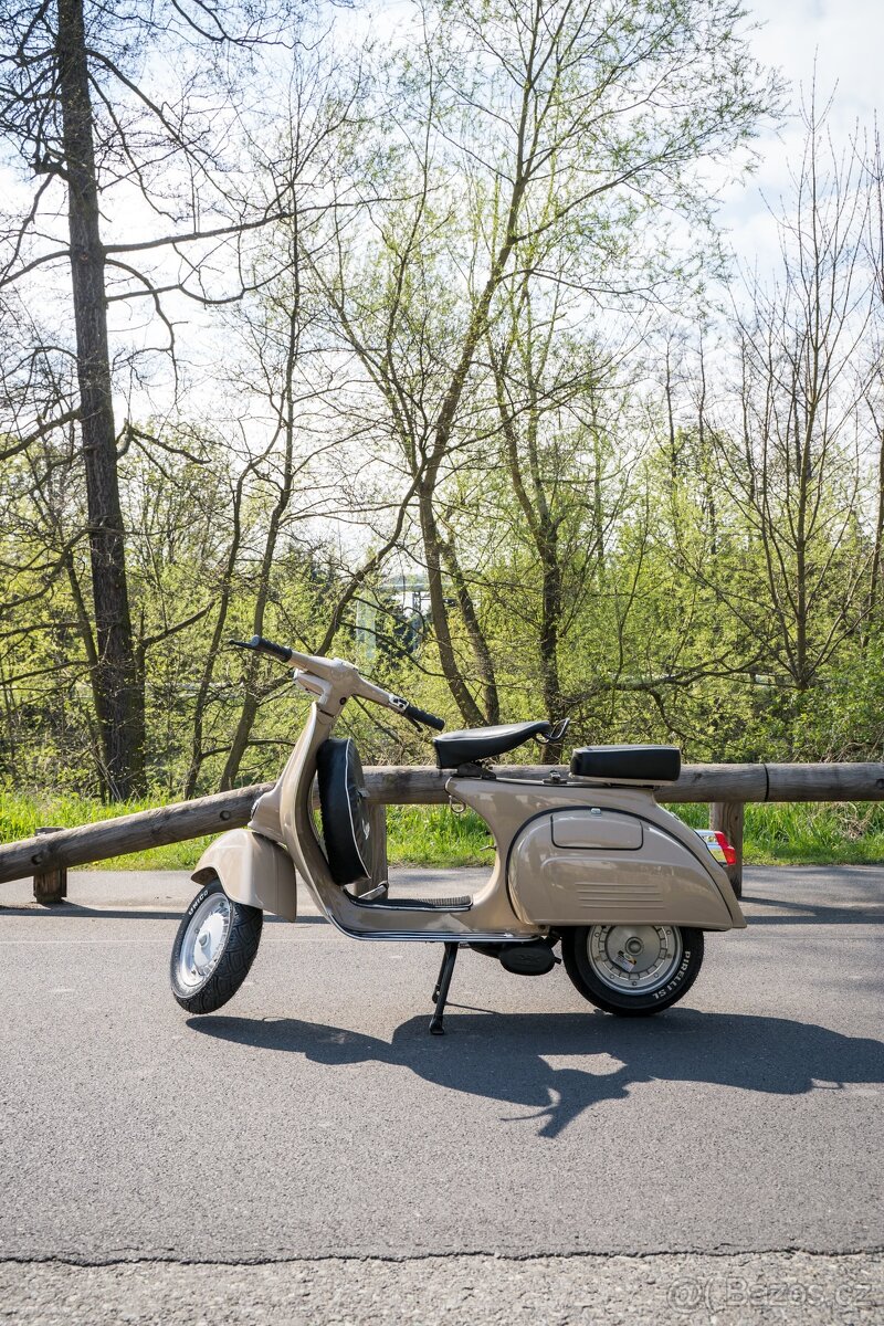 Motorka Piaggio Vespa 150CC (1974) - 8