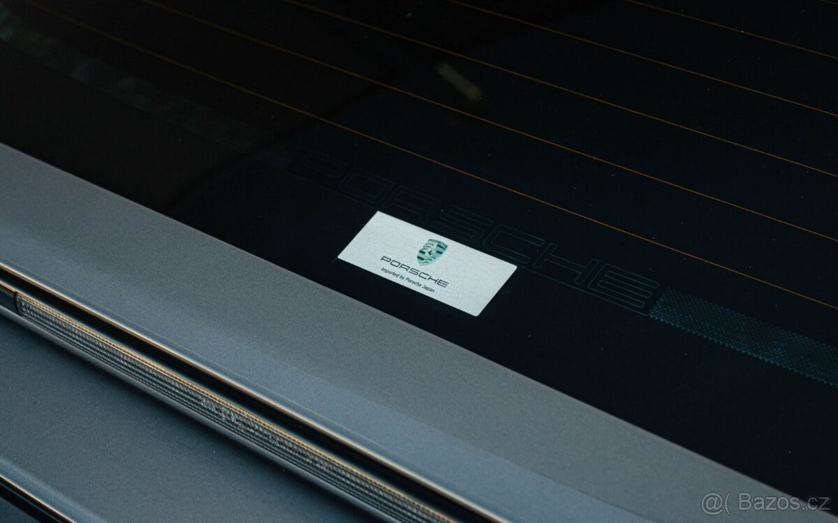 Porsche 911 (997) Carrera S 3.8 - 8