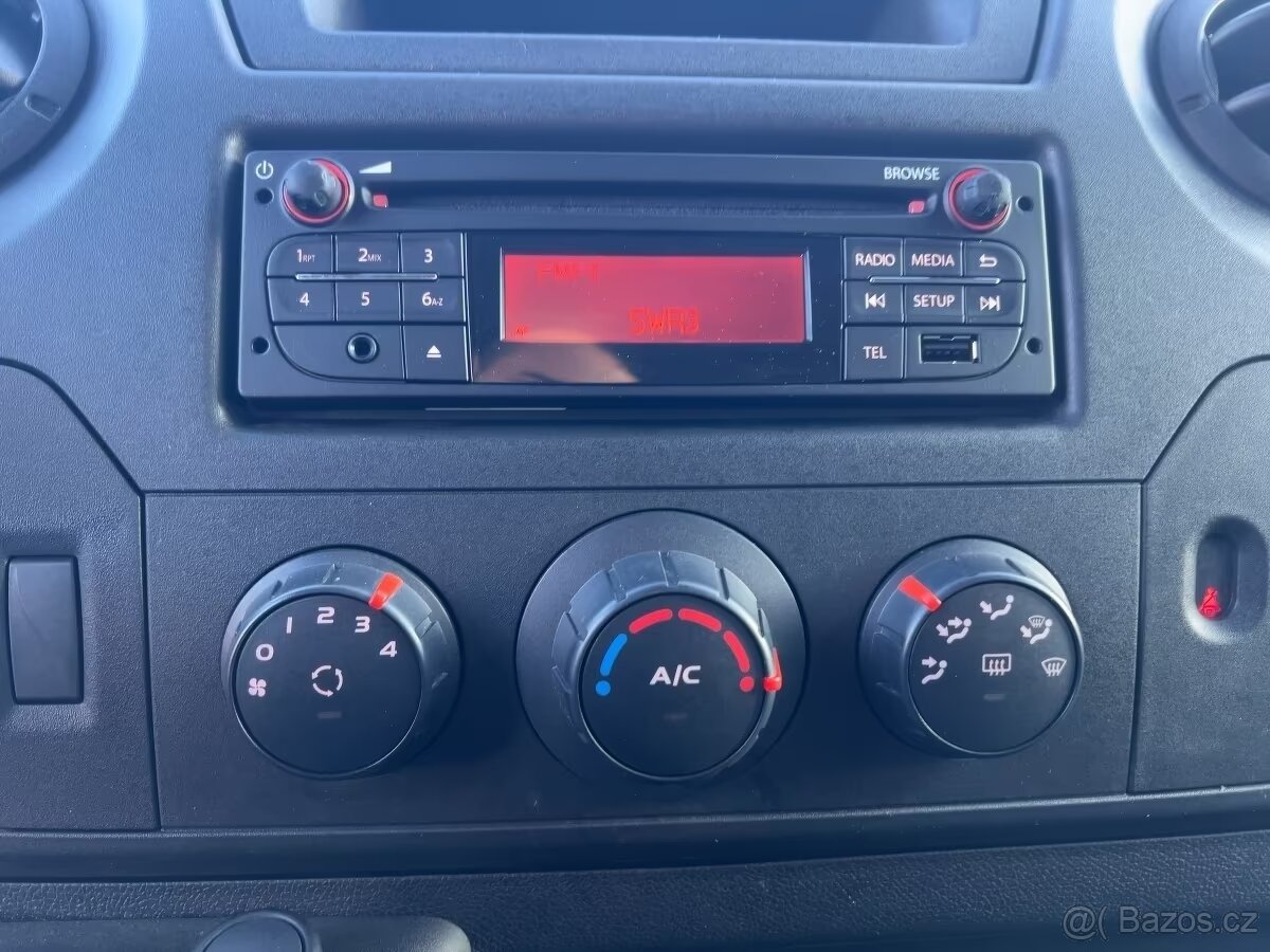 Renault Master 3,5t dCi 130 L2H1 7MÍST - 8