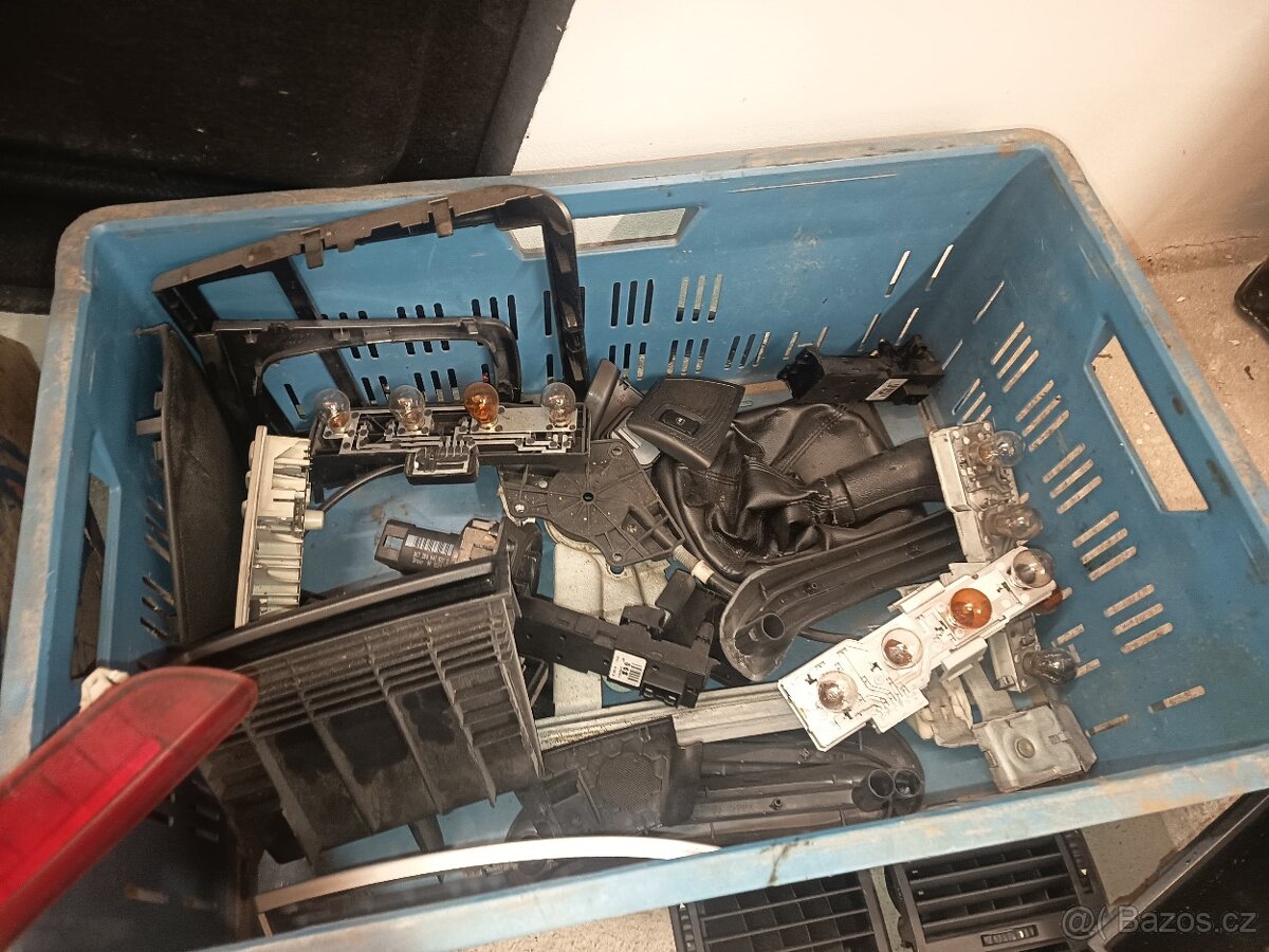 Náhradní díly Škoda Octavia 1 - 8