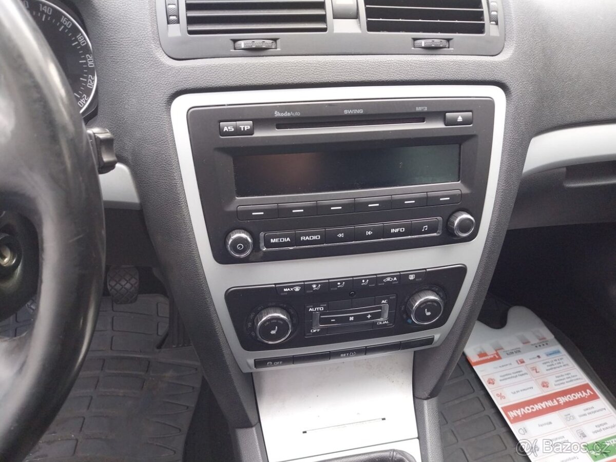 Nepojízdná škoda Octavia 2 facelift - 8