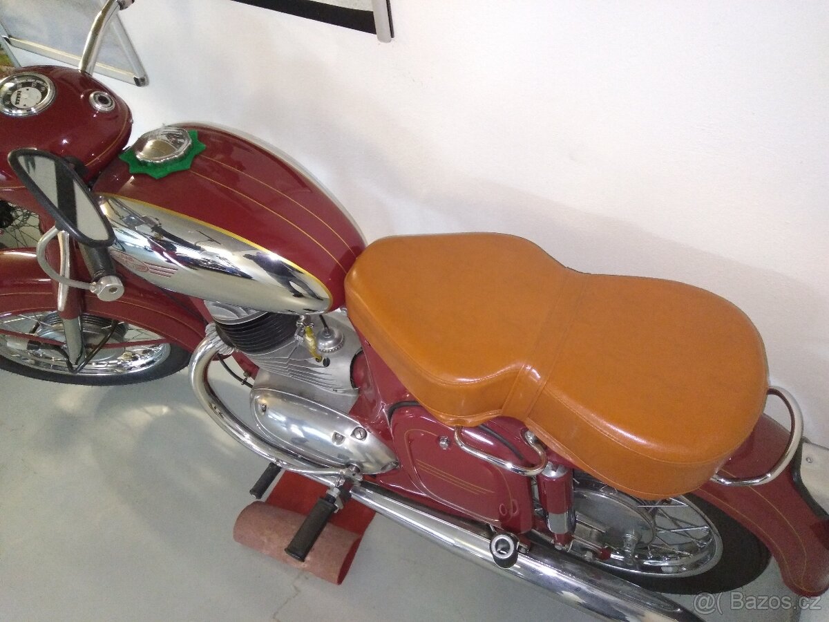 Jawa 250 kývačka - 8