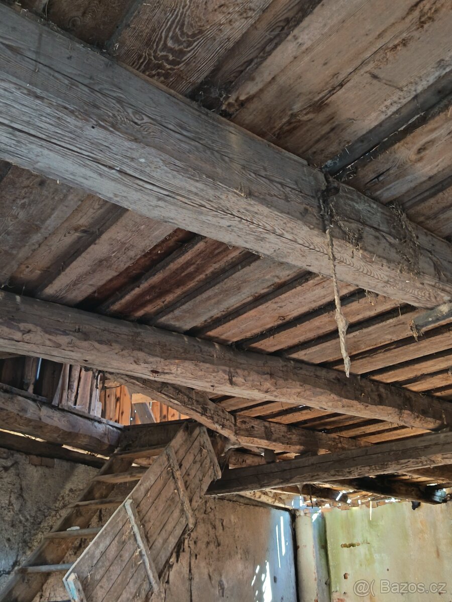 Prodám trámy ze staré stodoly. - 8