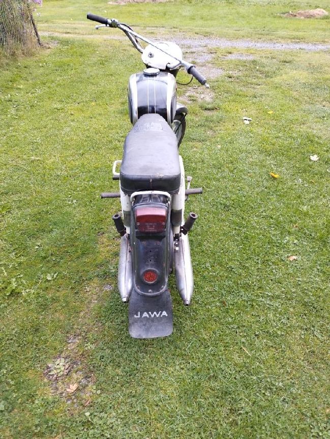 Jawa 250/592 - 8