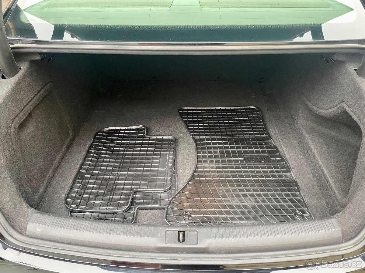 Audi A4 B8 sedan 2.0TDI 105kw - 8