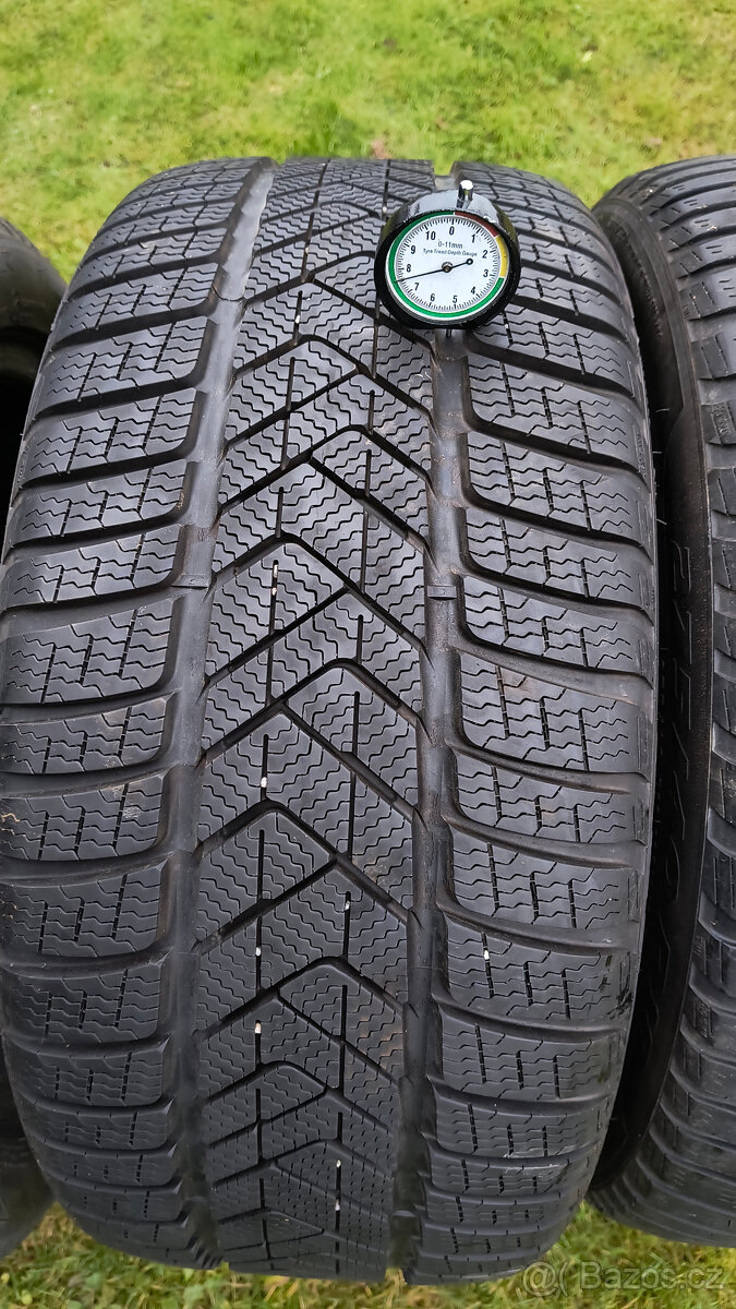 Zimní pneu PIRELLI MERCEDES E-KLASS W213 245/45 a 275/40 R18 - 8