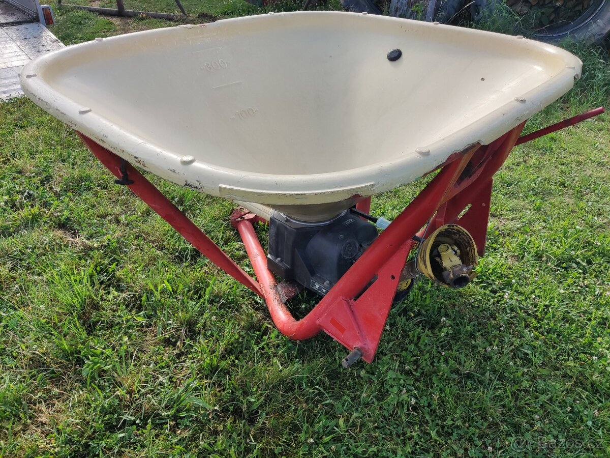 Rozmetadlo průmyslových hnojiv Vicon - 8