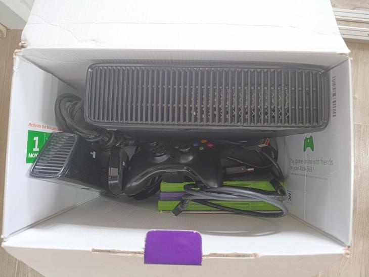 Xbox 360S 250Gb, ovladač, kinect, krabice - 8