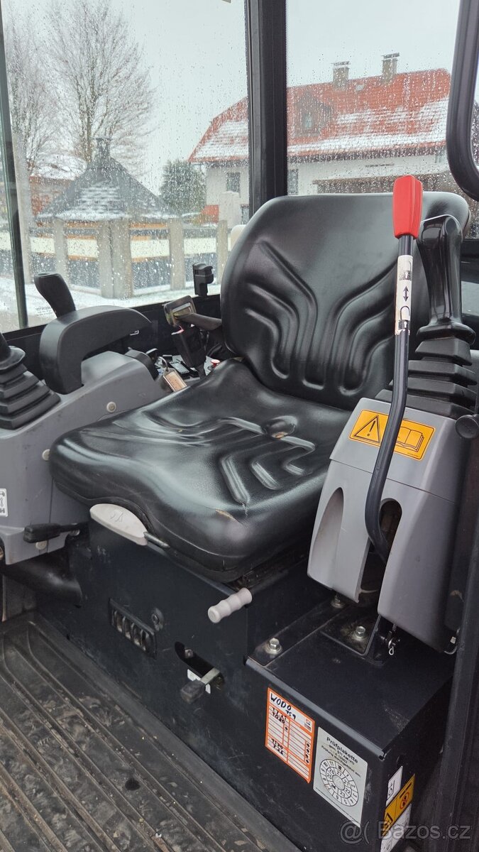 Prodám minibagr Kubota KX 16 - 8