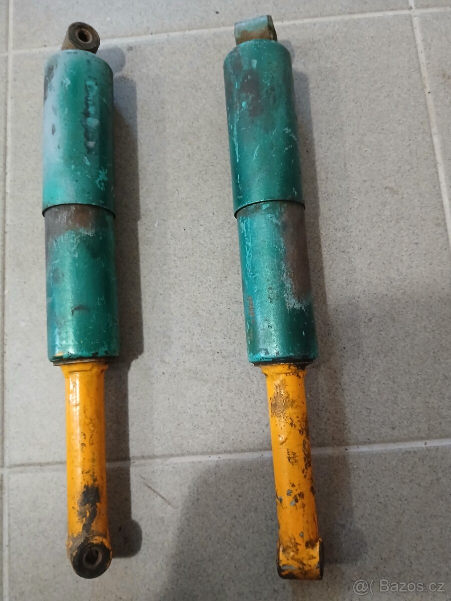 Jawa 50 pionyr - zadni tlumice - 8