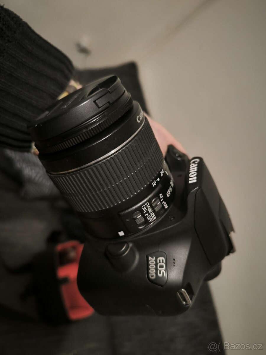 Canon EOS 2000D - 8