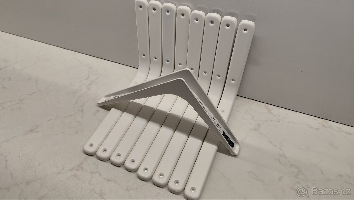 Konzoly na police - regály - 8